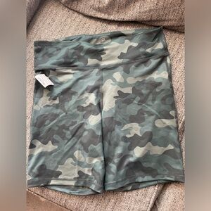 Gap fit short